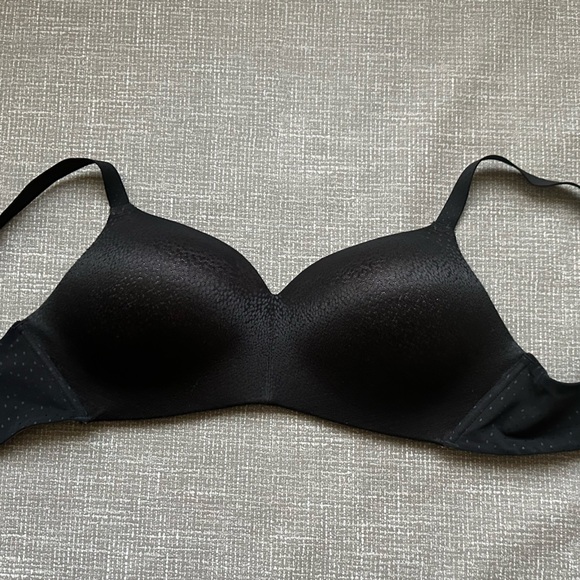 Wacoal Black Appeal Bra Wire-free T Shirt Bra Size 40D - Picture 3 of 8